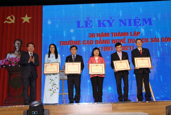 KỶ NIỆM 30 NĂM HÌNH THÀNH VÀ PHÁT TRIỂN TRƯỜNG CAO ĐẲNG NGHỀ DU LỊCH SÀI GÒN “KHÔNG NGỪNG SÁNG TẠO – PHÁT TRIỂN BỀN VỮNG”